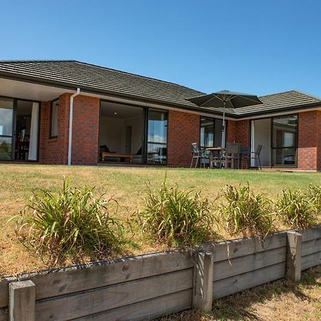 The Waterfront Ruakaka - Ruakaka Holiday Home Exterior foto
