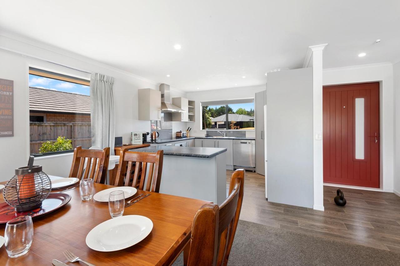The Waterfront Ruakaka - Ruakaka Holiday Home Exterior foto